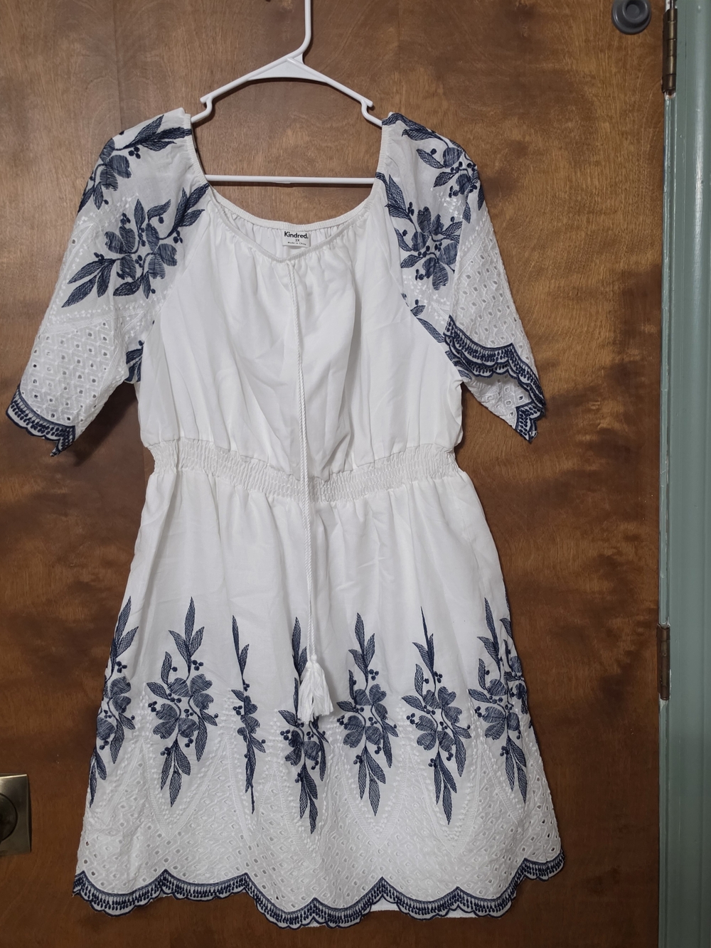 Kindred Soul White Dress with Navy Floral Embroidery NWOT